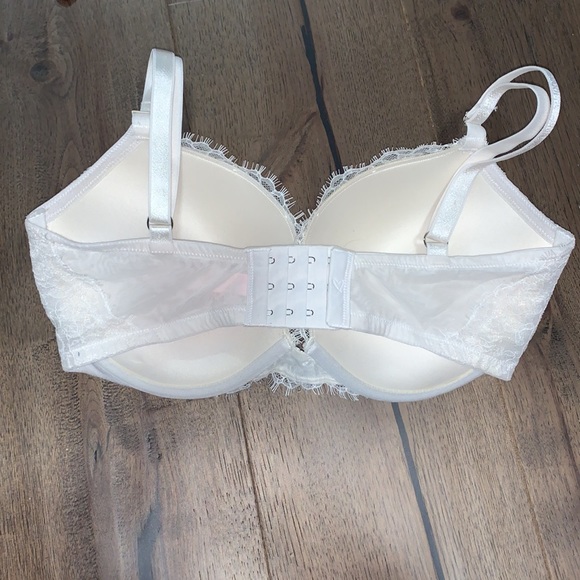 Victoria’s Secret PushUp Bra 34DDD - Dream angels - Picture 2 of 3